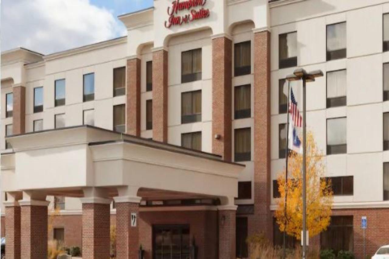 Hampton Inn & Suites East Hartford Zewnętrze zdjęcie