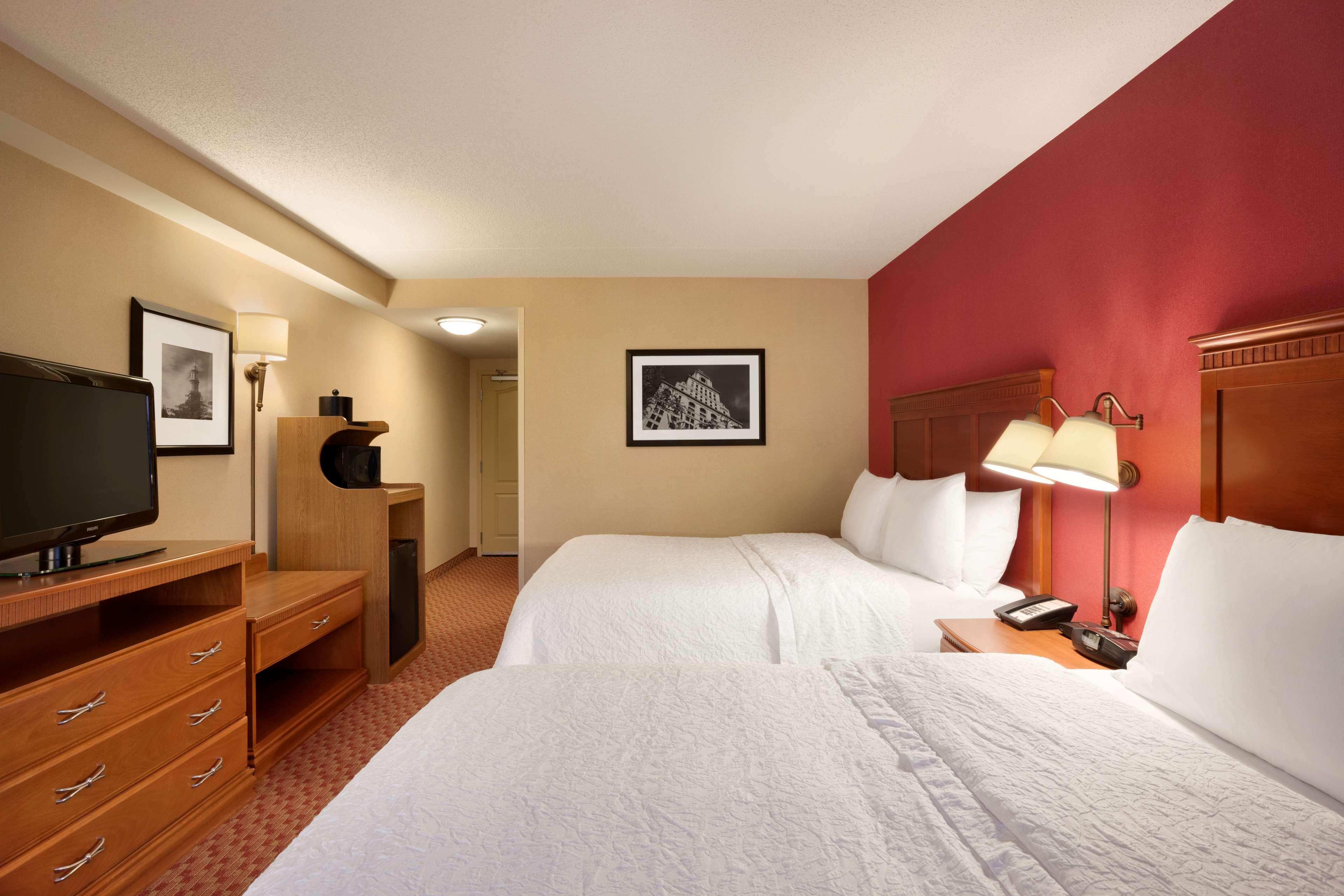 Hampton Inn & Suites East Hartford Zewnętrze zdjęcie