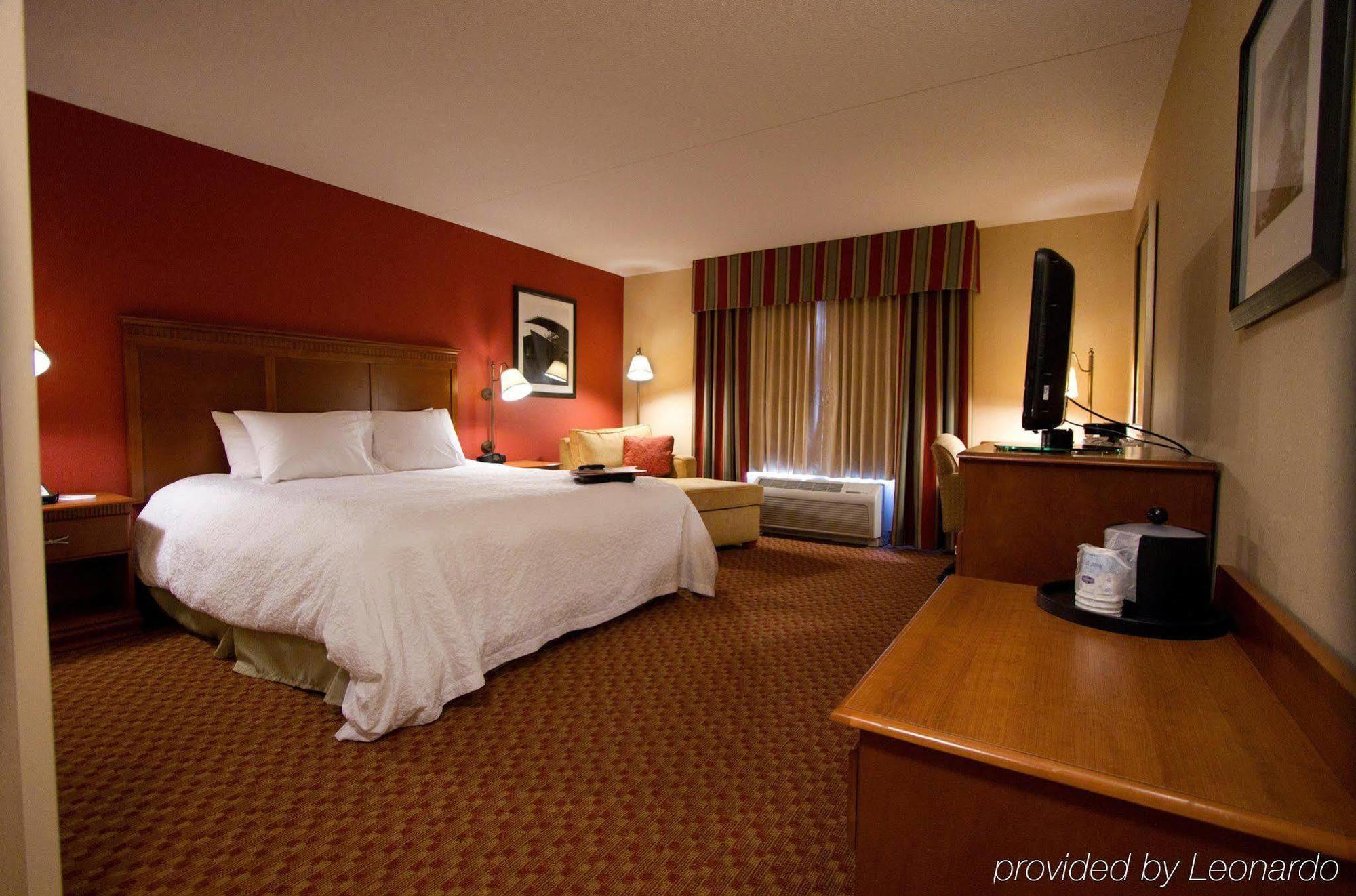 Hampton Inn & Suites East Hartford Zewnętrze zdjęcie